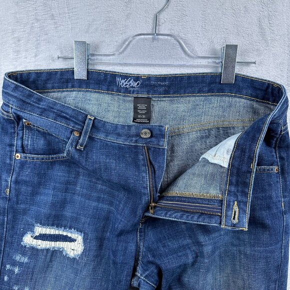 Mossimo Denim Women's Boyfriend Jeans Roll Tab Hem Distressed Blue Size 12/31 - Picture 4 of 10